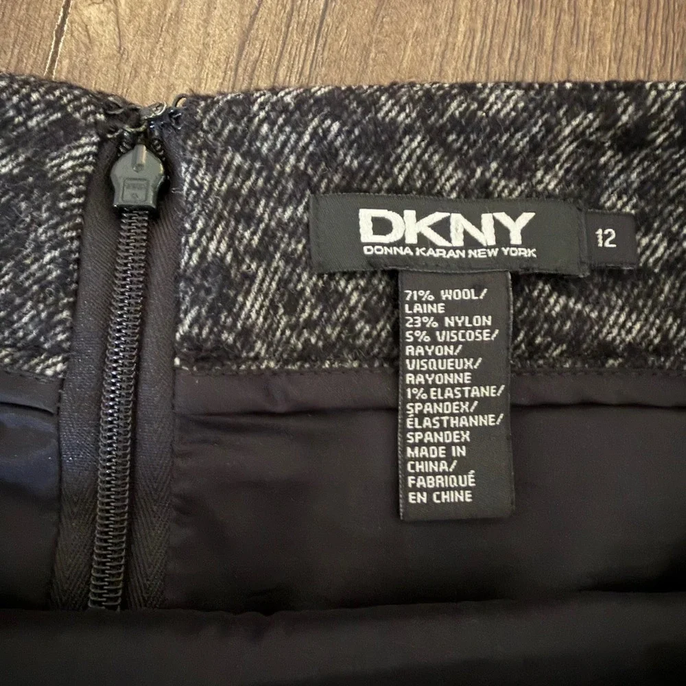 DKNY Tweed Mini Skirt Womens 12 Grey Wool Blend A-Line Academia Goth Luxury